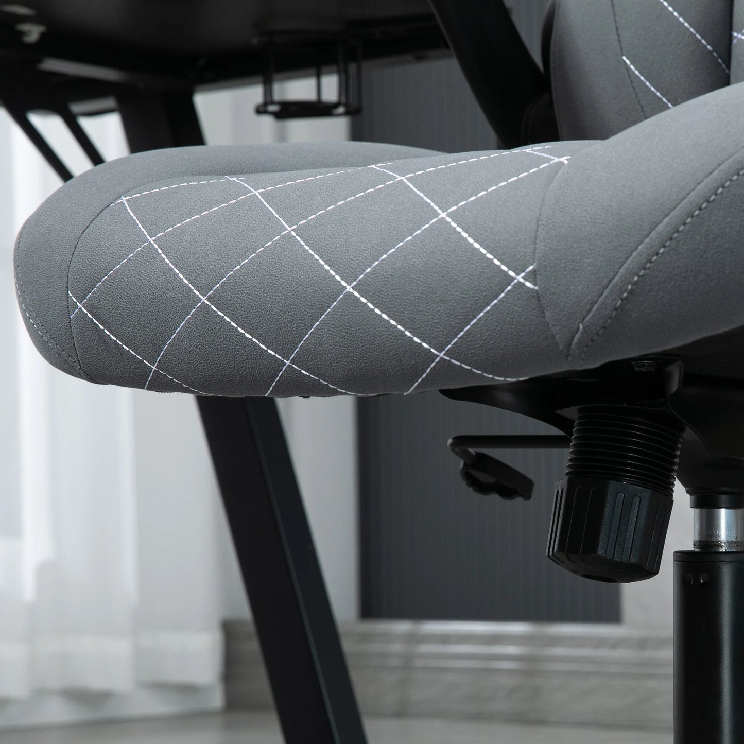 Vinsetto Gaming Chair with Flip up Arm, High Back Desk Computer Chair, Gamer Chair with Adjustable Height